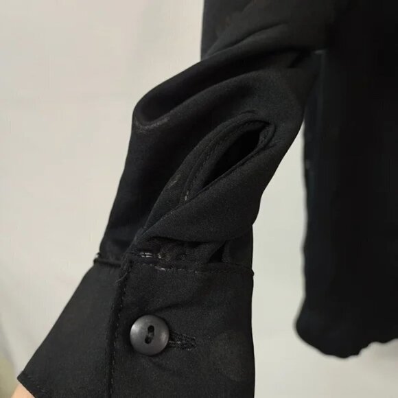 Gianna Women's Black Button Down Shirt Size L - Picture 6 of 7